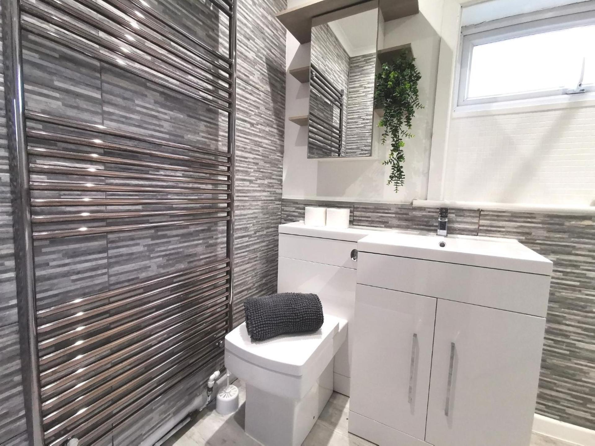 Cosy Studio In Havant! Near A3 And Staunton Country Park Екстериор снимка